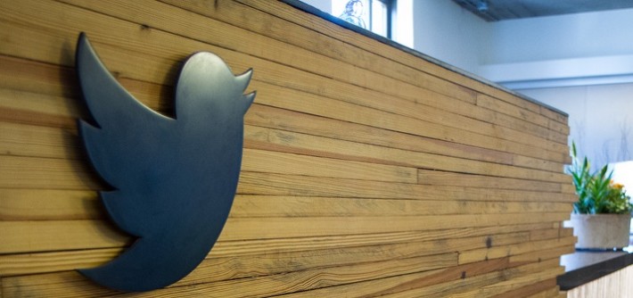 Twitter Launches Objective-based Ads and Pinterest Starts a Messaging Service